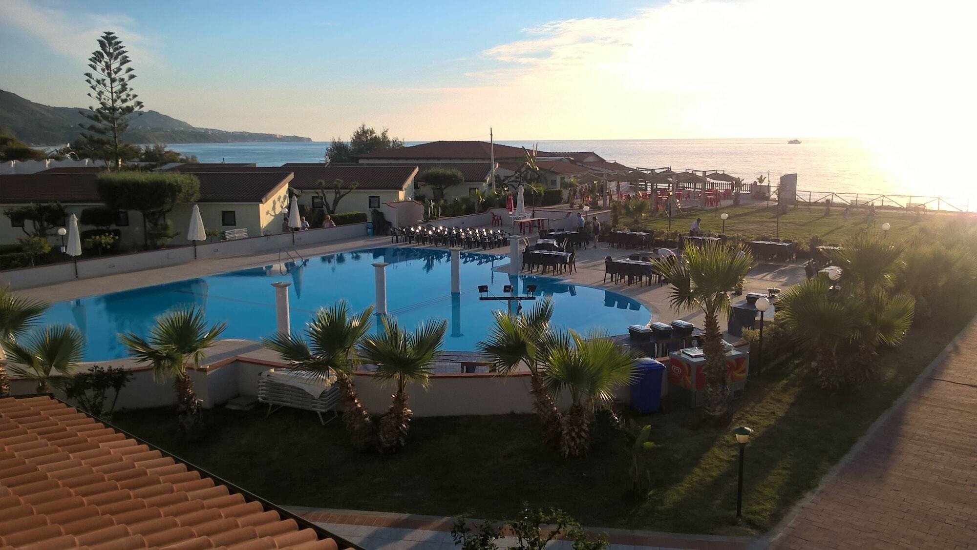 Villaggio Borgo Marino Zambrone Eksteriør billede